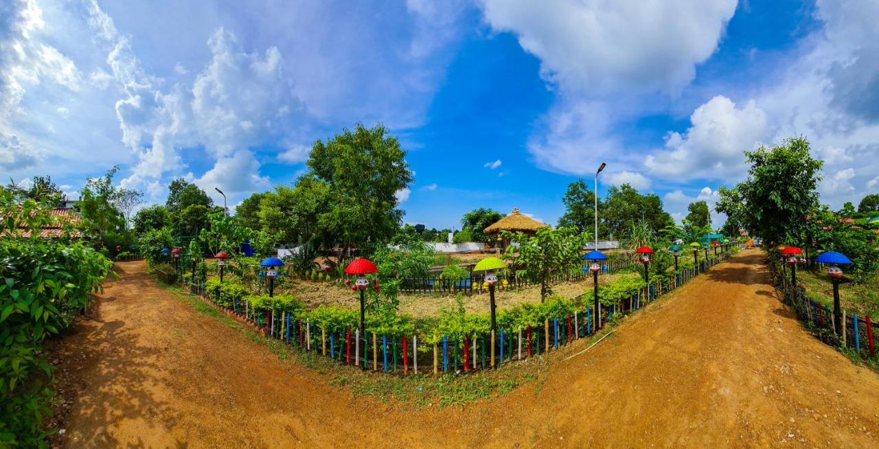 Panchobon Art Resort Shānti Niketan Exterior photo